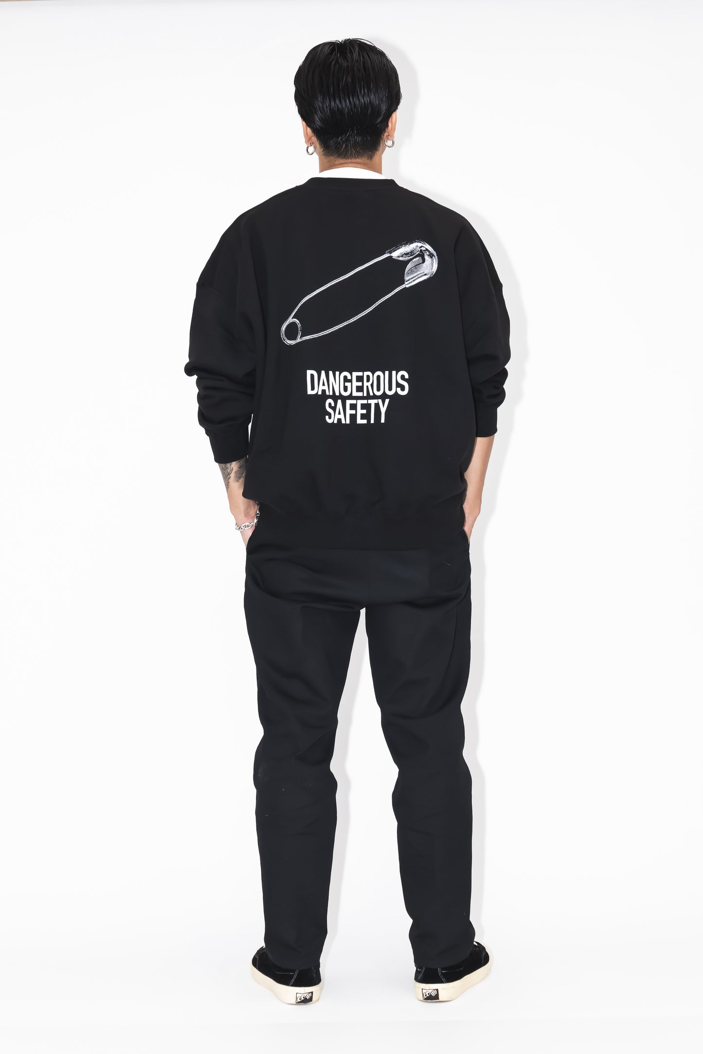 OVERSIZED SWEATSHIRT “SAFETY-PIN”