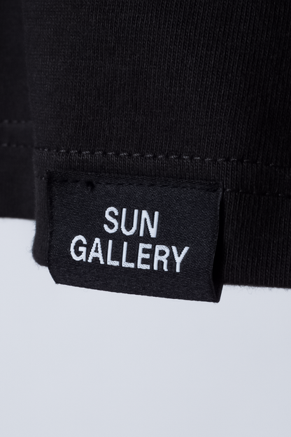 SUNGALLERY "SAFETY-PIN" T-SHIRT