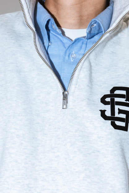 SG EMBLEM QUARTER ZIP SWEATSHIRT