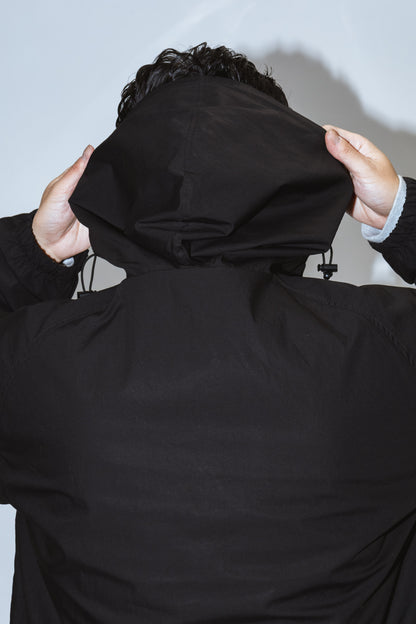 SG EMBLEM PULLOVER ANORAK
