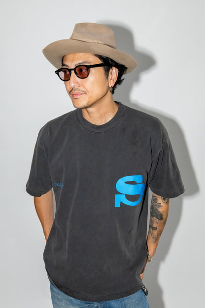 "S TYPO" T-SHIRT