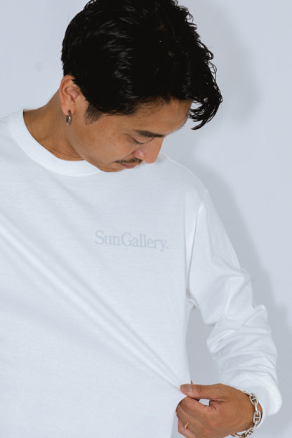 THE AESTHETIC LONG SLEEVE T-SHIRT