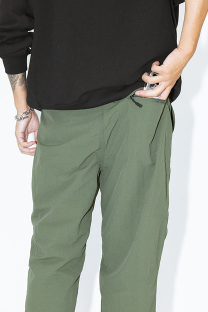 LIGHTWEIGHT NYLON PANTS
