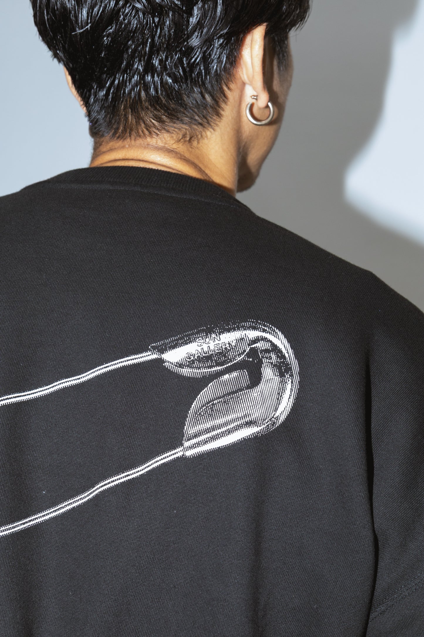 OVERSIZED SWEATSHIRT “SAFETY-PIN”