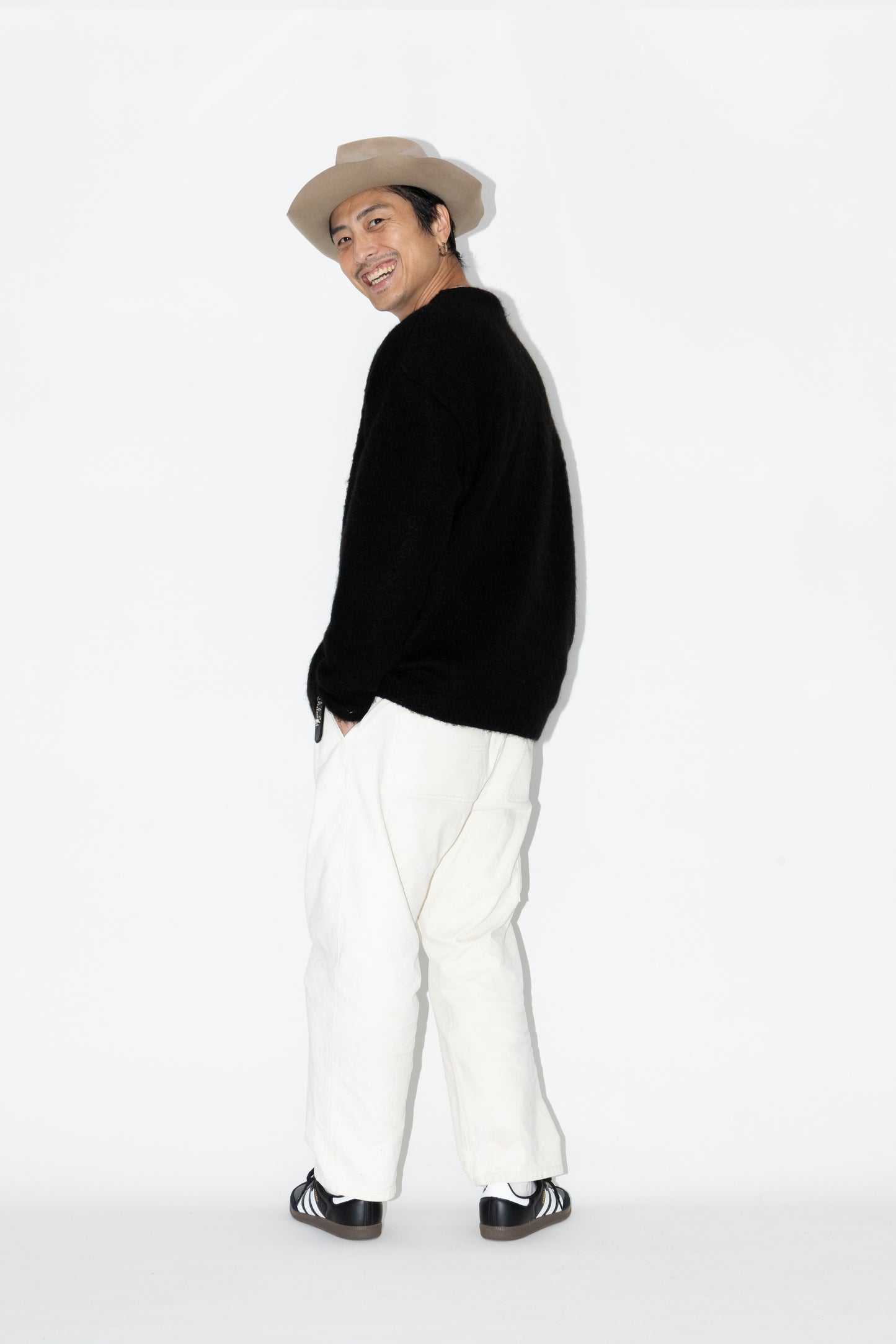 SHAGGY MOHAIR CARDIGAN "BLACK"