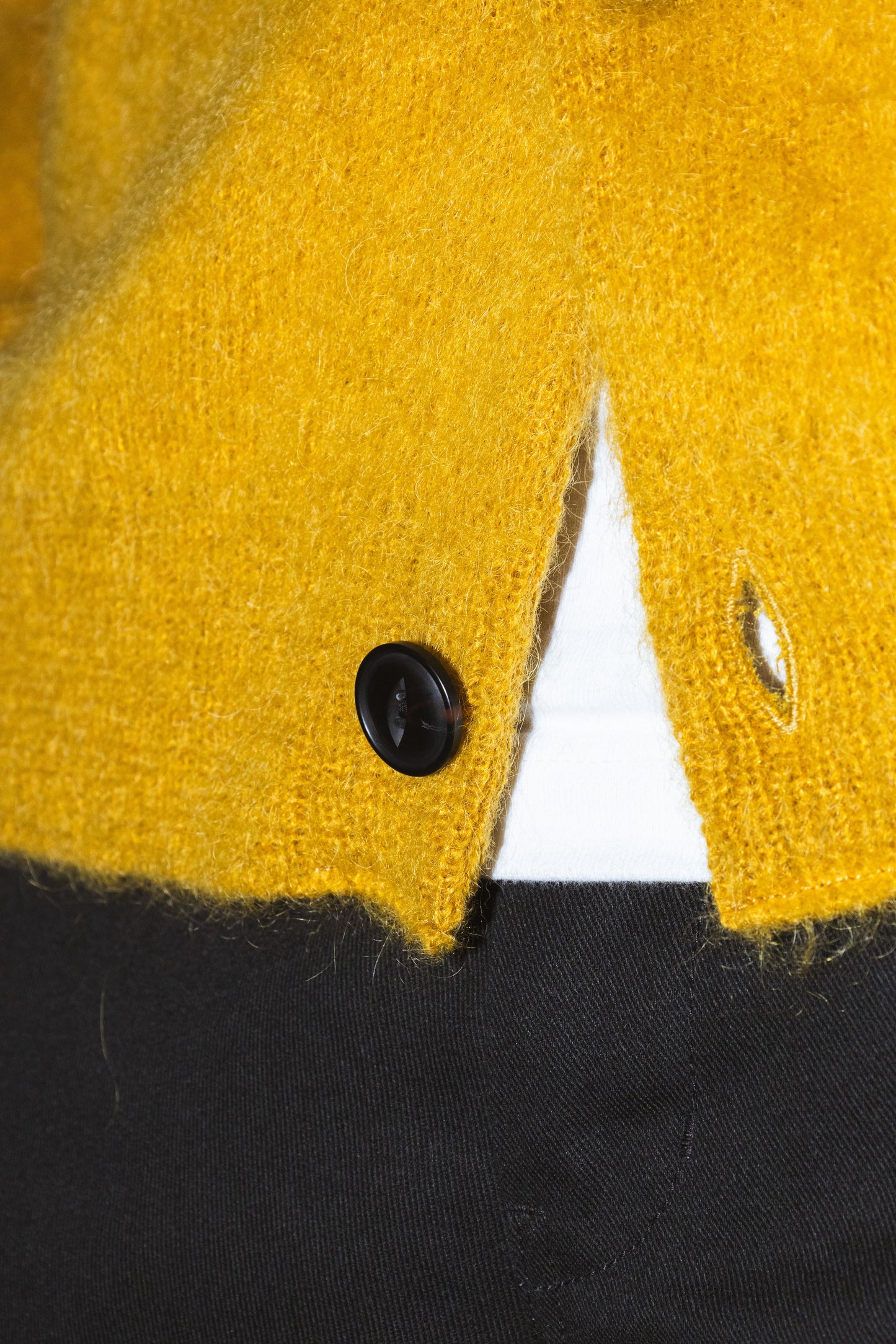 SHAGGY MOHAIR CARDIGAN "MUSTARD"