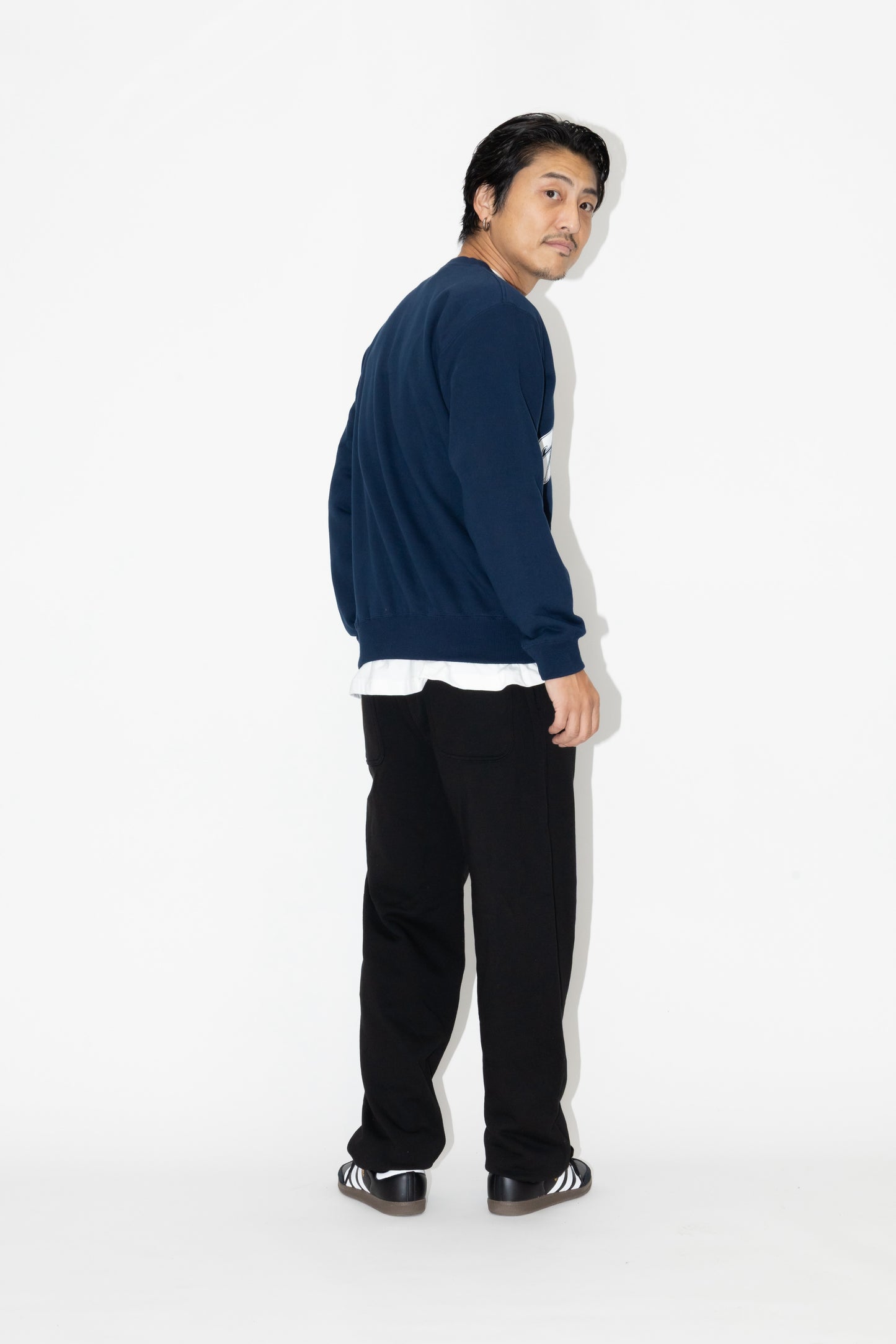 VARSITY CREWNECK SWEATSHIRT