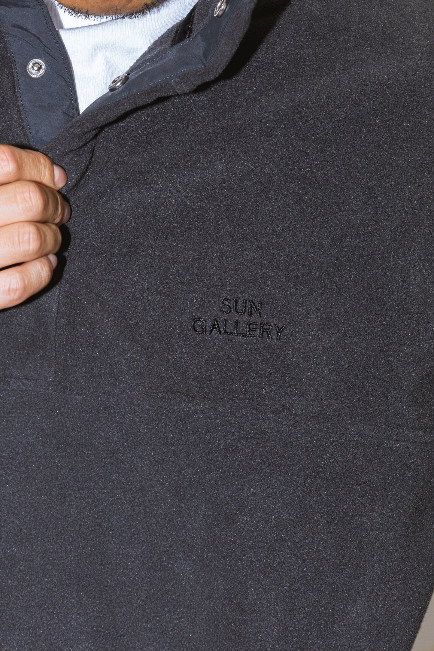 HOLIDAY POLAR FLEECE PULLOVER