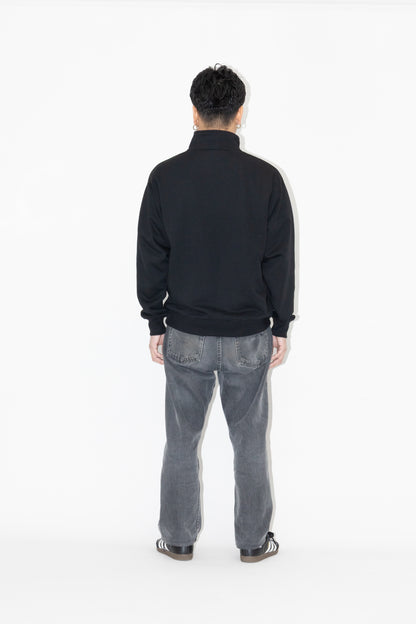 SG EMBLEM QUARTER ZIP SWEATSHIRT