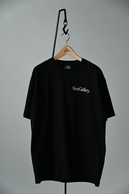 THE AESTHETIC T-SHIRT