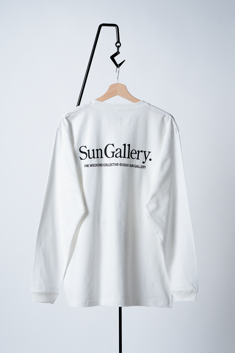THE AESTHETIC LONG SLEEVE T-SHIRT