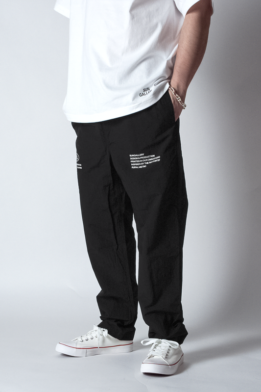 LIGHTWEIGHT NYLON PANTS