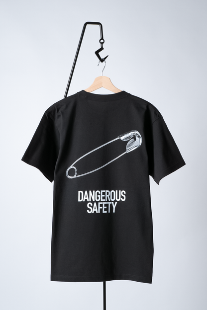 SUNGALLERY "SAFETY-PIN" T-SHIRT