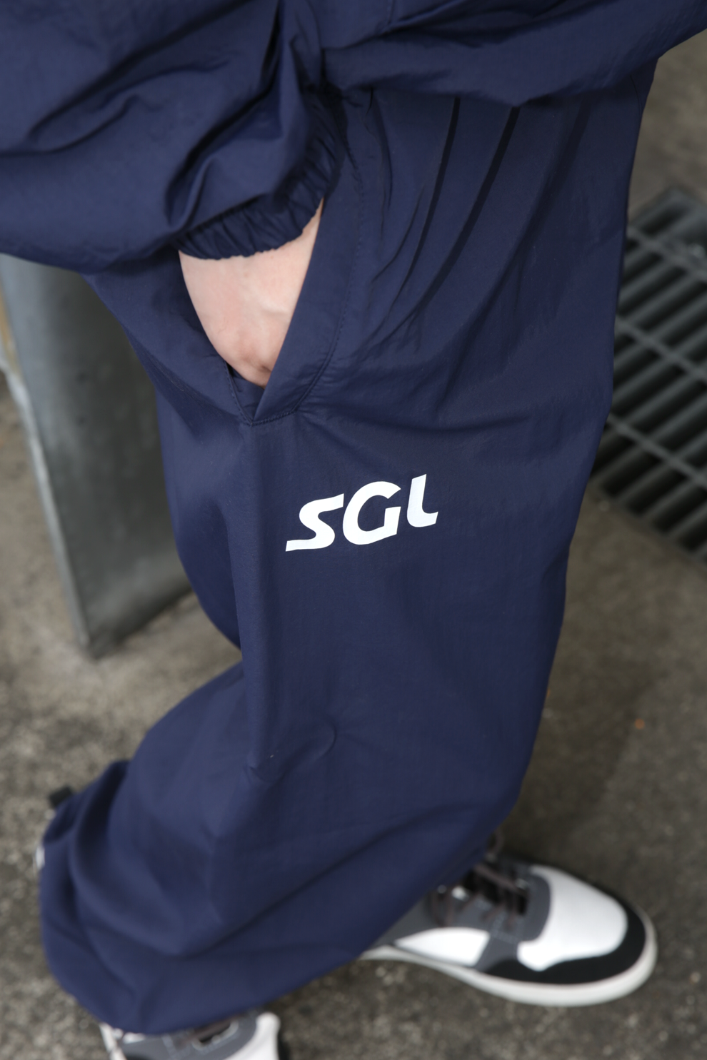 SGL lettered ナイロントラックセットアップ (ネイビー×ホワイト