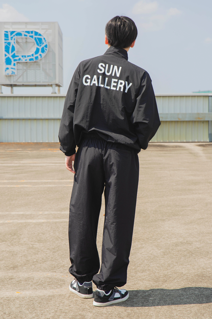 SUNGALLERY ナイロントラックセットアップ (ブラック×ホワイト)