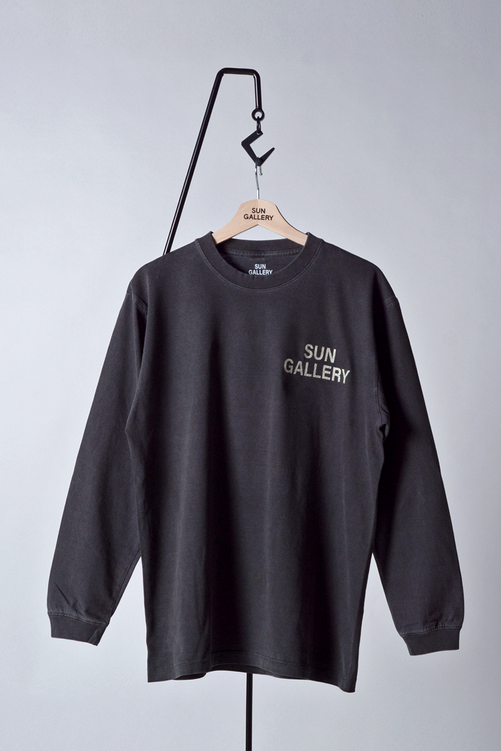 SUNGALLERY WORN-OUT LONG SLEEVE T-SHIRT (ヴィンテージブラック)