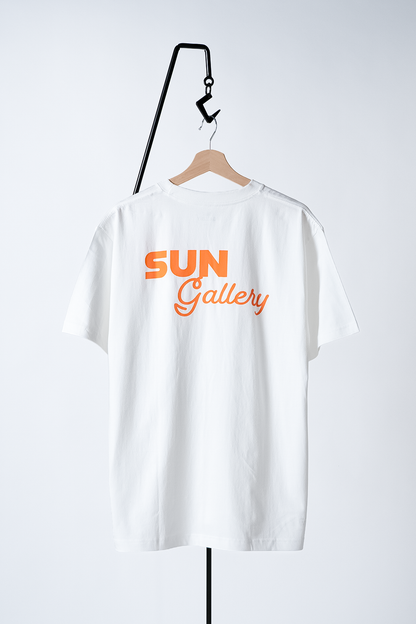 SUNGALLERY "THE TABLE" T-SHIRT